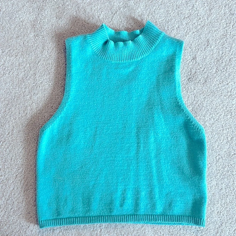 KITTENISH Cropped Sweater Vest Mock Neck in Turquoise Size XS - Picture 1 of 2
